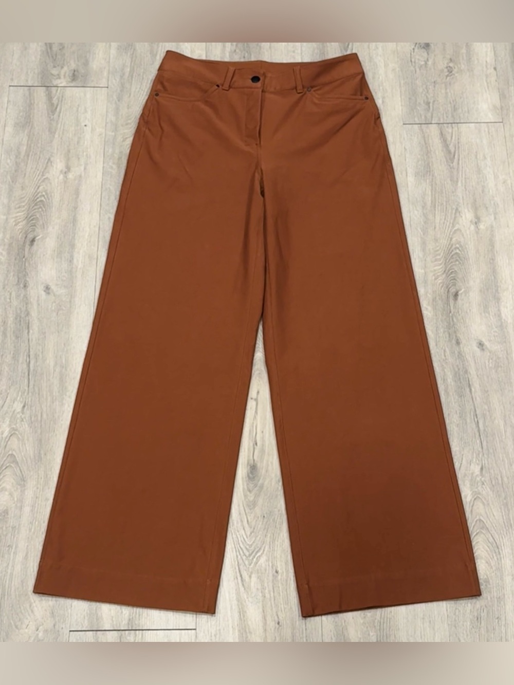 Lululemon Men’s Rust Brown Wide-Leg Business Casual Athletic Chino Trousers